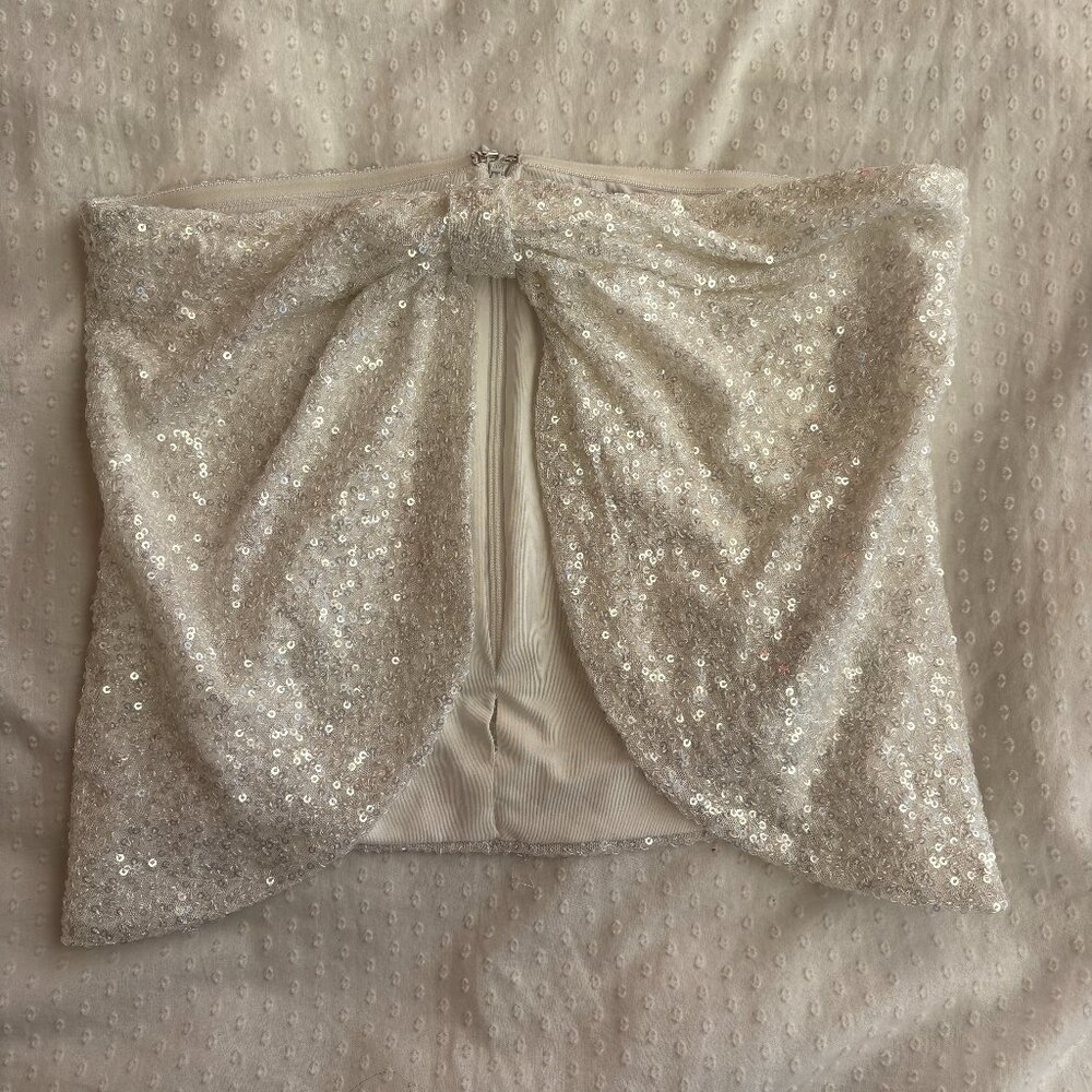 NWOT Edikted Sequin Split Front Top